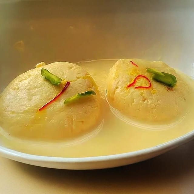Rasmalai w/ Pistachio.